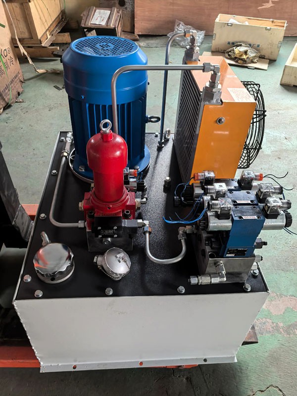 Hydraulic station radiator